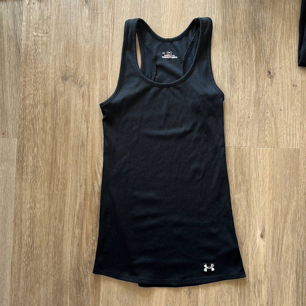 Small under armour heat gear tank top